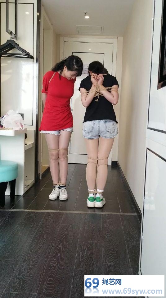  奥特曼也很酷：两个小可爱的紧缚实验（二）口球紧缚逃脱/23分钟
