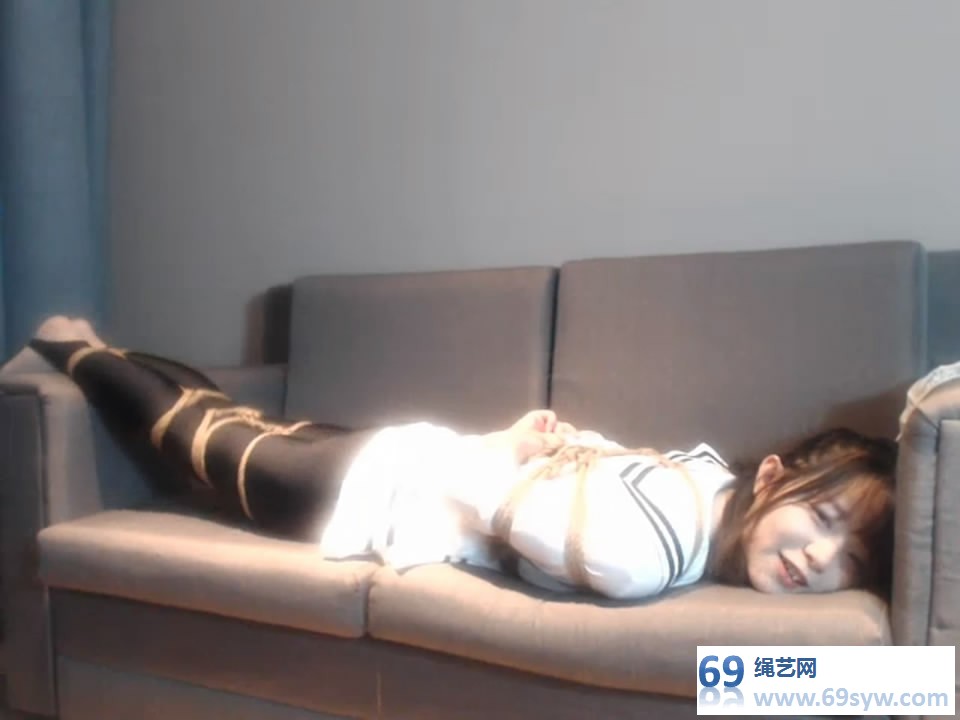  优缚社_悠悠 死库水驷马 女仆 直播记录 /106分钟