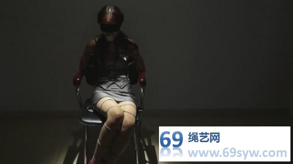  逍遥剧情 曹娜的故事1神秘的监禁 邢嘉妮与神秘美女/25分钟