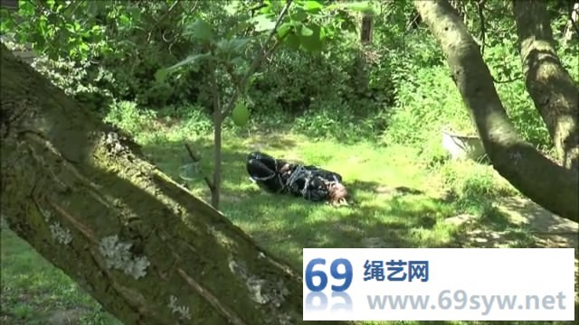  铁链镣铐 胶衣胶带 户外窒息放置/10分钟