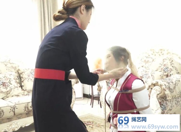 圆你的空姐梦 - 上 丝袜捆绑全包,丝袜征服 - 韩懿、李璇/31分钟 圆你的空姐梦 - 上 丝袜捆绑全包,丝袜征服 - 韩懿、李璇/31分钟