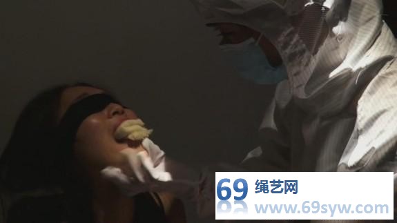  逍遥剧情 曹娜的故事1神秘的监禁 邢嘉妮与神秘美女/25分钟