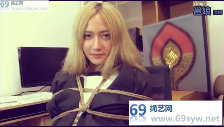 网盘 邕娘 高颜值 女女TK 撕袜/16分钟