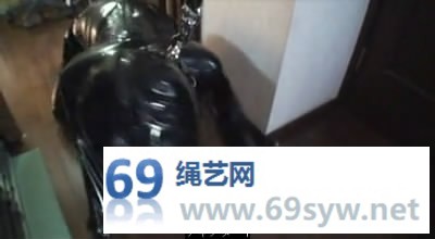  ラバー人間ダルマ第3章 人犬愛好家調教編 乳胶K9 洗澡篇/53分钟