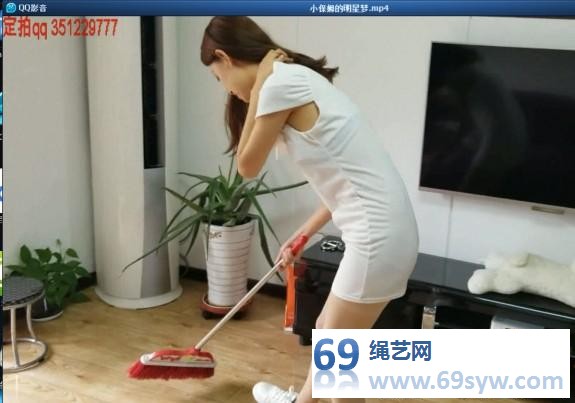  一往情深剧情_小保姆的明星梦 /10分钟