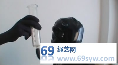  乳胶母犬 ラバー人間ダルマ第２章人犬編 溲瓶から強制飲尿/43分钟