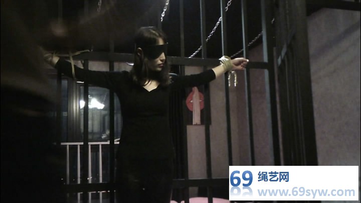  女主的颜非常能打！女井+皮裤两部曲！/37分钟