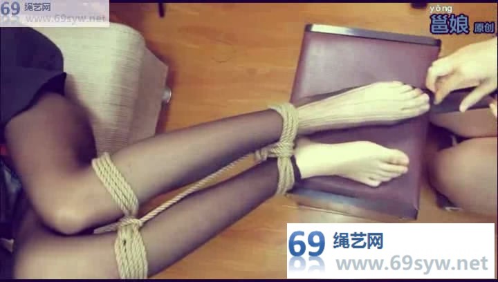 网盘 邕娘 高颜值 女女TK 撕袜/16分钟