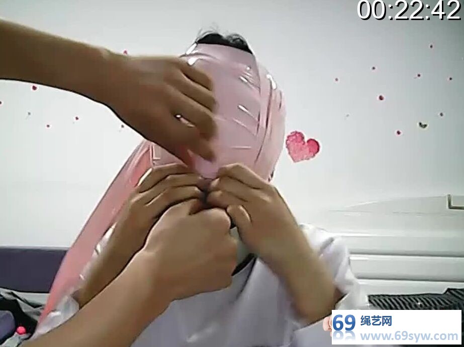  JORI莉直播，白护士服+白丝袜，胶带全包挣扎求救，T教对话/49分钟