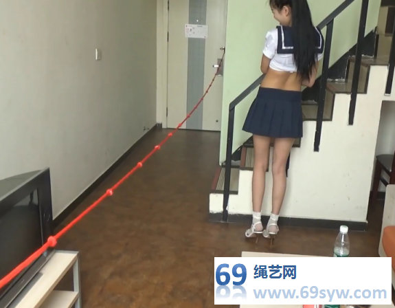随心原创 长腿美女 雪柔苏秦背铐走绳 换高跟鞋 清纯可怜/56分钟