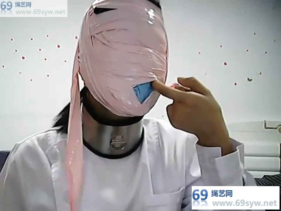  JORI莉直播，白护士服+白丝袜，胶带全包挣扎求救，T教对话/49分钟
