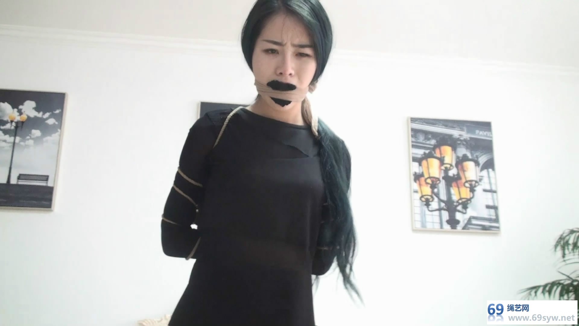 逍遥 第一人称视角入室劫持大美女韩懿01;原味堵嘴,长腿白丝TK/23分钟 逍遥 第一人称视角入室劫持大美女韩懿01;原味堵嘴,长腿白丝TK/23分钟