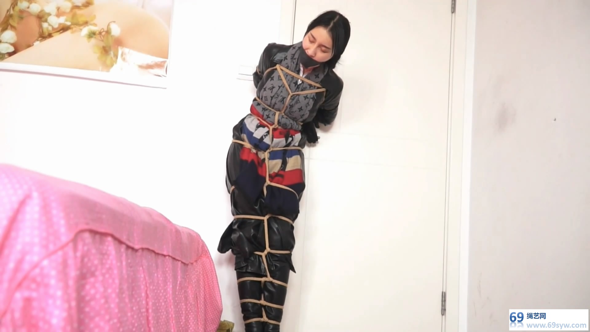 逍遥定制_赏金01 佟娅&吴晗 剧情 /21分钟 逍遥定制_赏金01 佟娅&吴晗 剧情 /21分钟