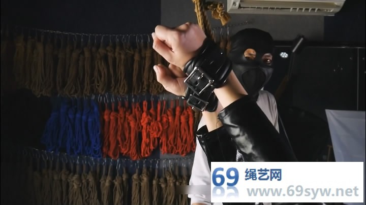   猎美视觉_女搜查 拷问篇 金属 紧身衣楼道外出/19分钟/8积分
