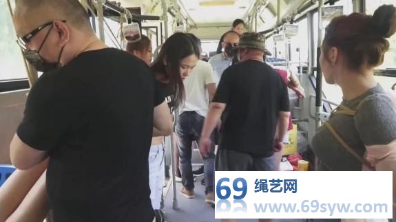  逍遥超豪华阵容巨作《公交大劫案下集》，一下绑了太多人/30分钟