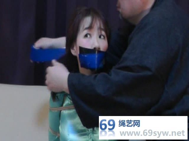  隶娘写真馆_美希小姐制服丝袜紧缚/20分钟