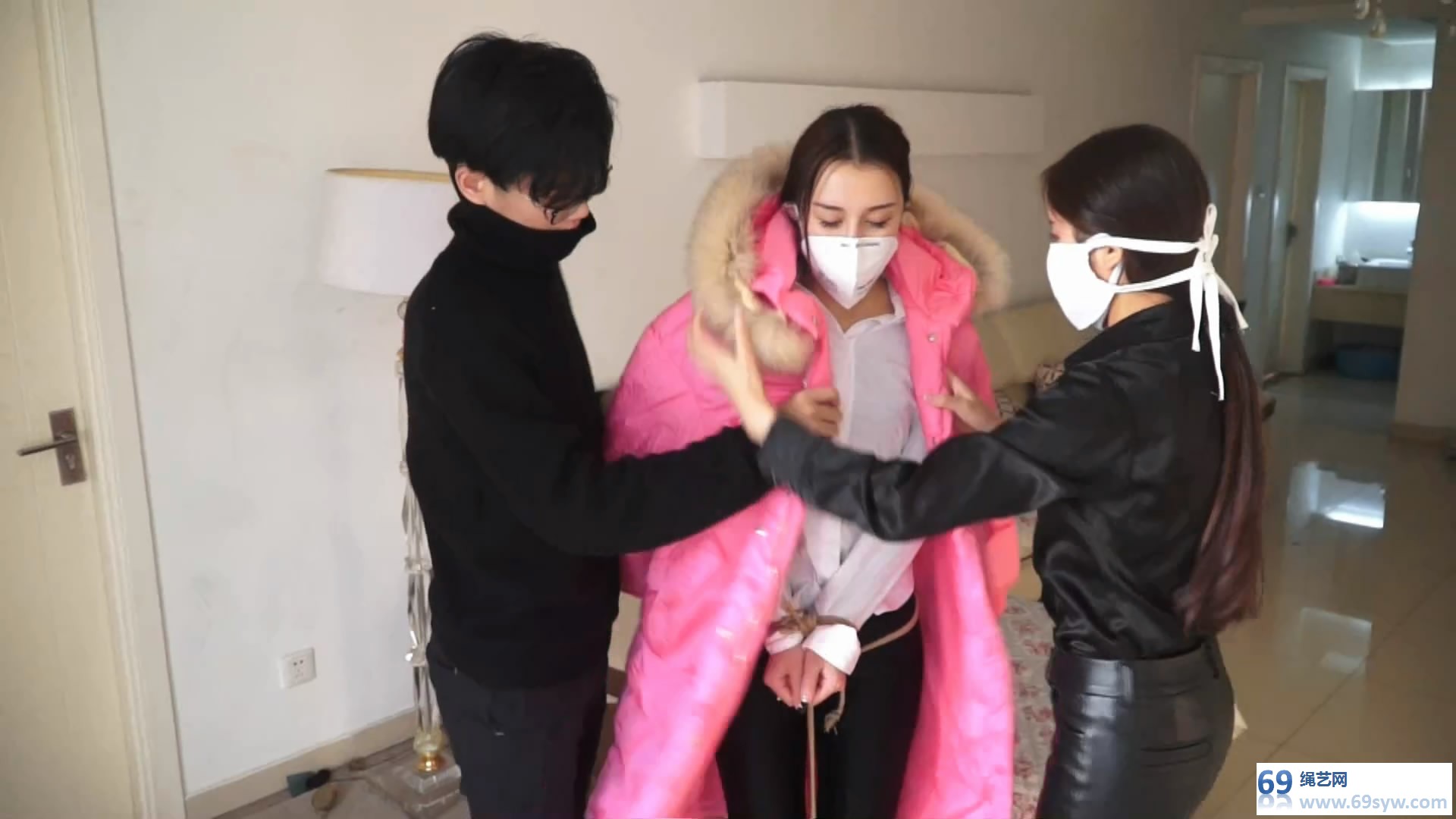 逍遥剧情_绑架护士02 佟娅 邢嘉妮 口罩恋物/38分钟