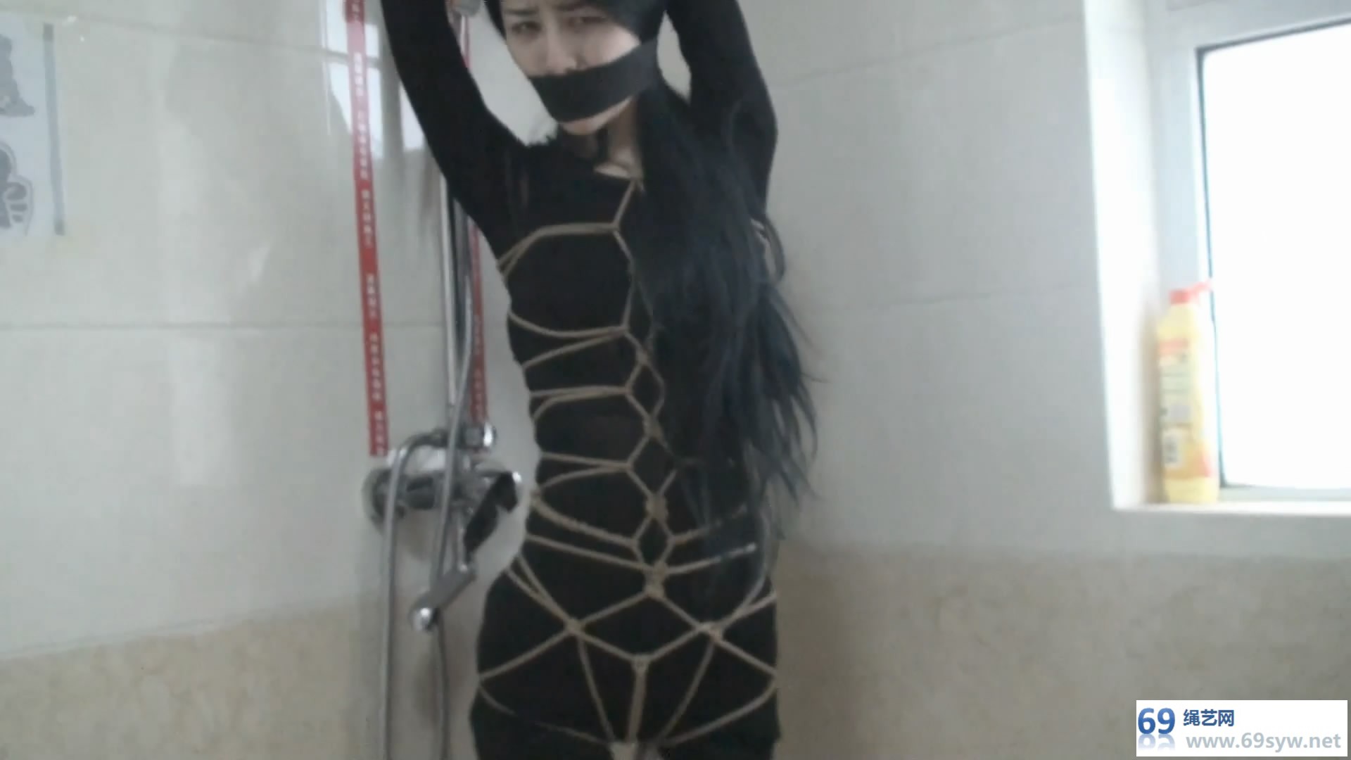 逍遥 猥琐男第一人称视角 劫持大美女韩懿02 卫生间囚禁 白丝/15分钟 逍遥 猥琐男第一人称视角 劫持大美女韩懿02 卫生间囚禁 白丝/15分钟