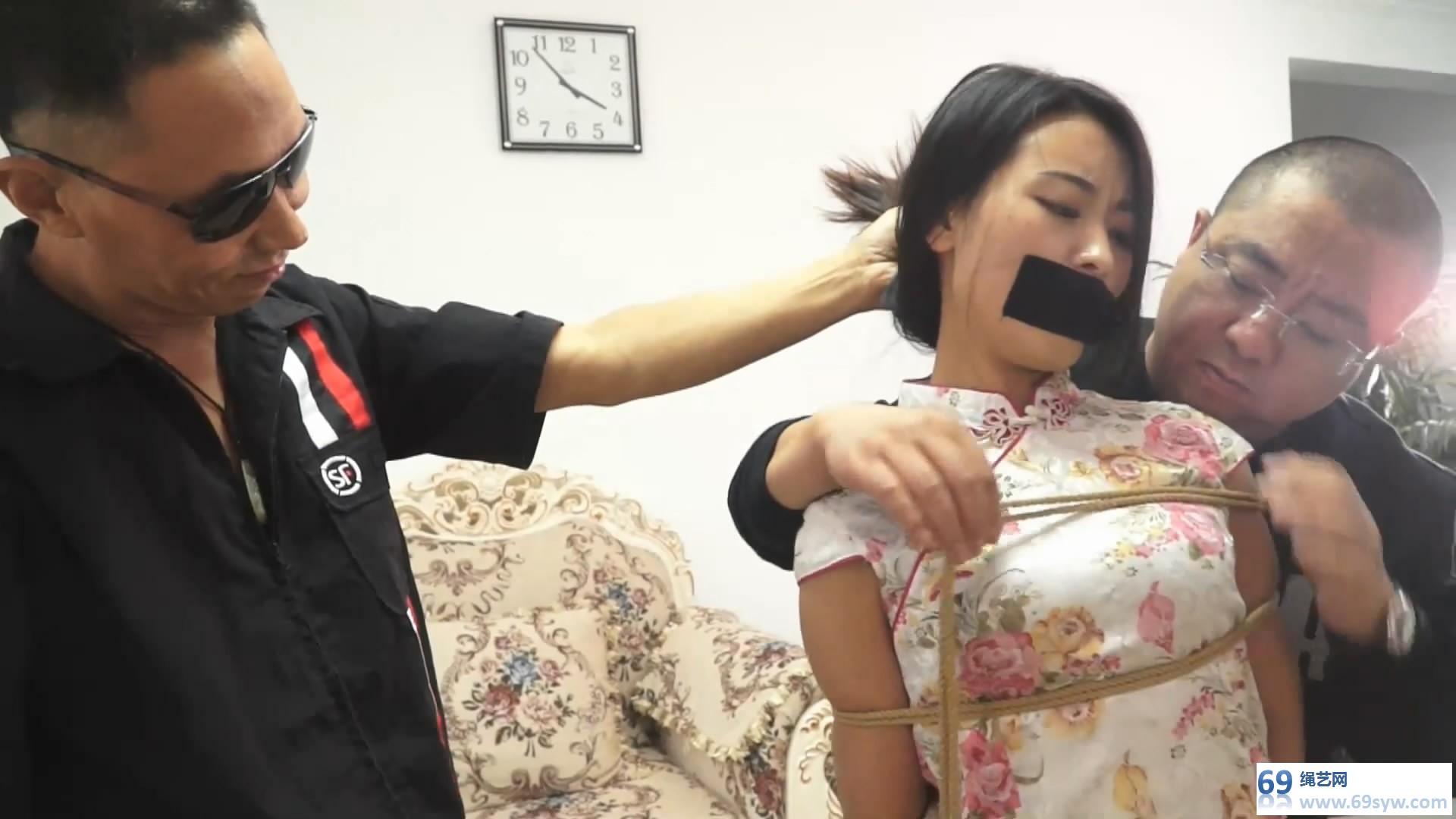 逍遥剧情 _女弩快递 李然&夏炎/30分钟 逍遥剧情 _女弩快递 李然&夏炎/30分钟