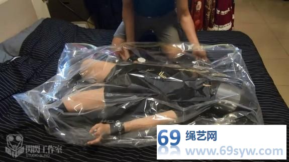 闪闪 喵 绝命的呼叫 真空袋+JK制服+防毒面具呼吸头套/33分钟