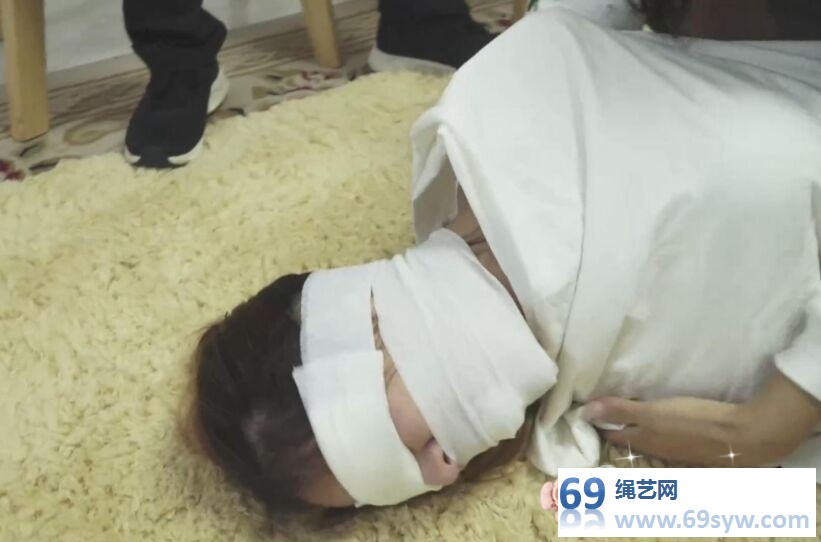 逍遥剧情 逃出人贩窝之绑架肖素云 上 韩懿&夏炎&李然/40分钟 逍遥剧情 逃出人贩窝之绑架肖素云 上 韩懿&夏炎&李然/40分钟