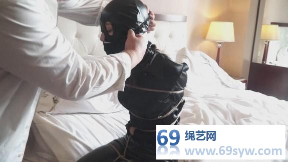 逍遥收藏家的秘密下 表妹董倩乱入,改变了被缚佟娅的命运/28分钟 逍遥收藏家的秘密下 表妹董倩乱入,改变了被缚佟娅的命运/28分钟
