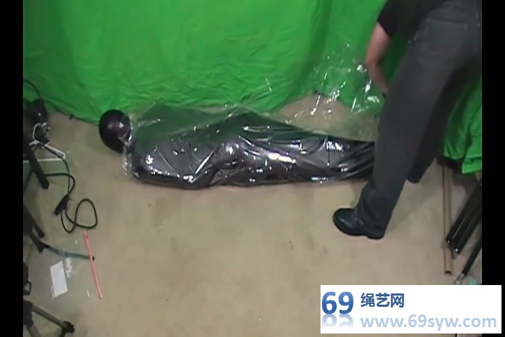  木乃伊全封闭窒息 Angel Shrink Wrapped/25分钟