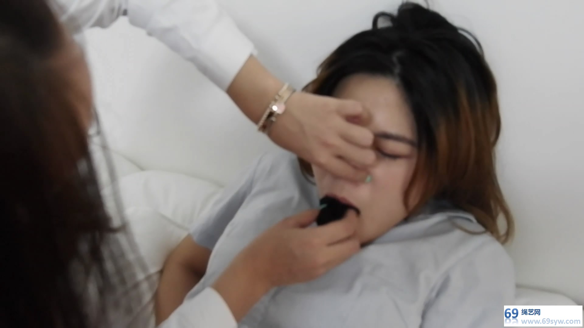  小驴原创_原配的报复 上 剧情 百度网盘/18分钟