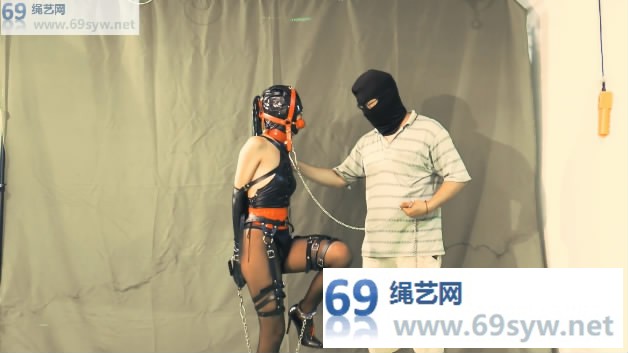  丝袜皮马桶系列 美束映画剧情 - 女间谍的皮具马奴拷/问 上集/31分钟