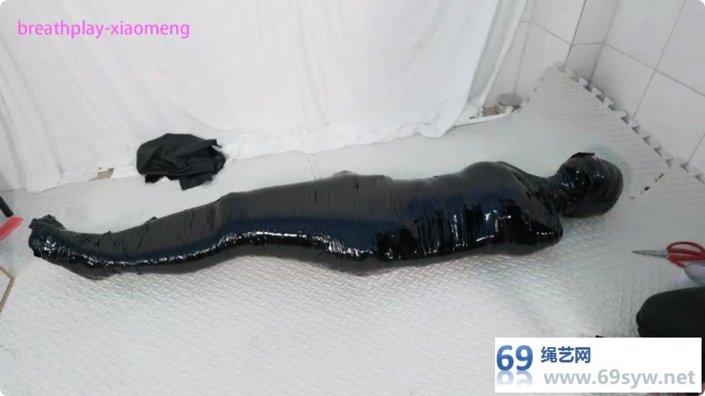 小萌同学 木乃伊全包记录 2  绝对的紧致！全身龟甲捆绑胶带/24分钟