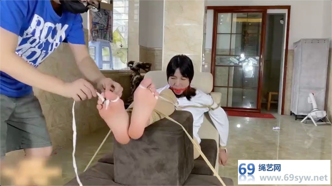 CLZ_美腿灵粒TK虐足，美足就应该被玩弄，四种方式TK/39分钟