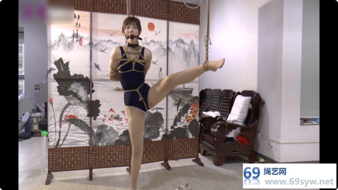 美束映画_小琛全方位束缚体验 无处可逃的捆绑/62分钟