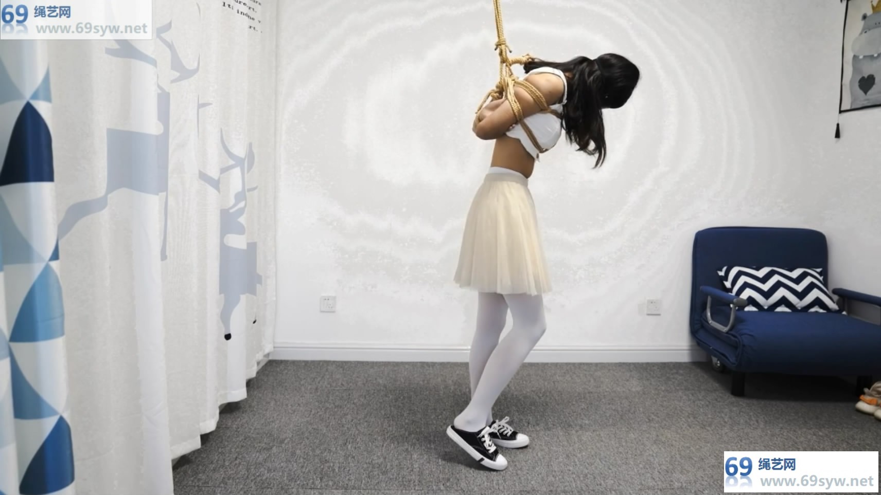 网盘  多多洛绳艺摄影_身材超好的美少女2 小欣主演/18分钟/4积分