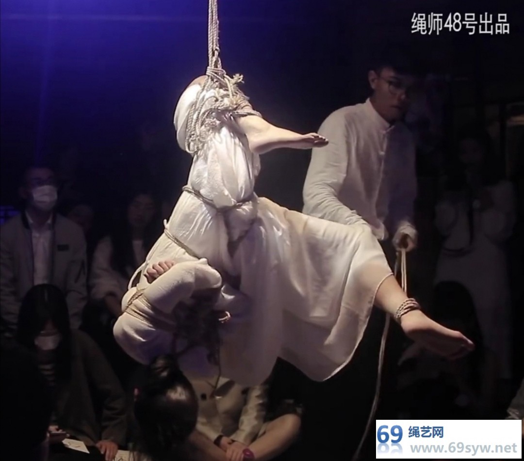绳师48号—上海现场绳缚表演《XFAMA》 1小时7分钟 绳师48号—上海现场绳缚表演《XFAMA》 1小时7分钟