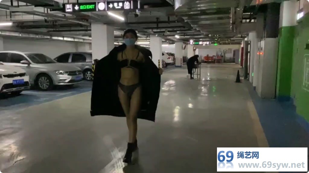 丝袜内衣束缚露出 停车场 楼梯间 健身房 烂尾楼废墟/29分钟
