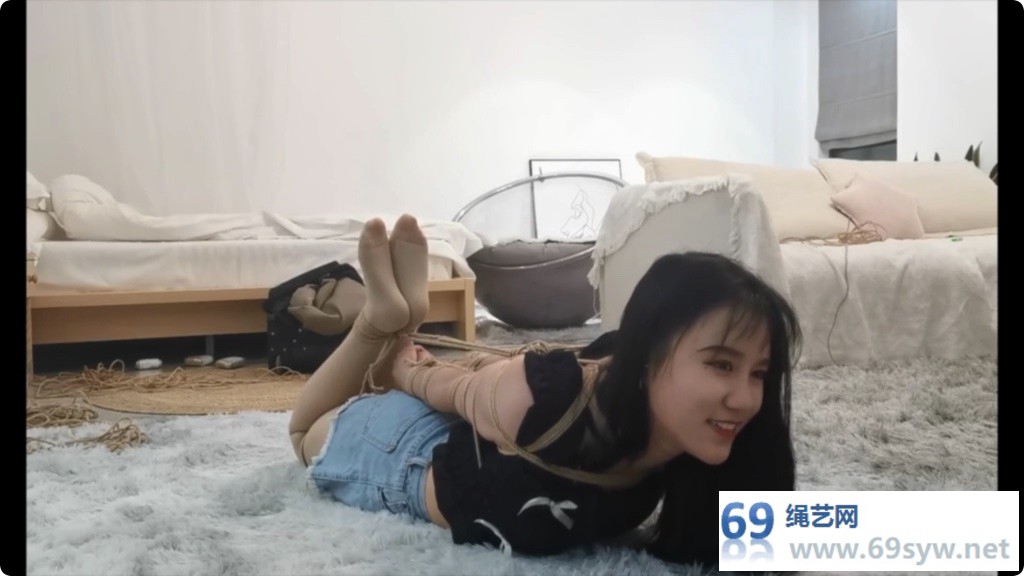 奥特曼也很酷 新妹子小妮 支臂驷马体验+40分钟独自放置/78分钟