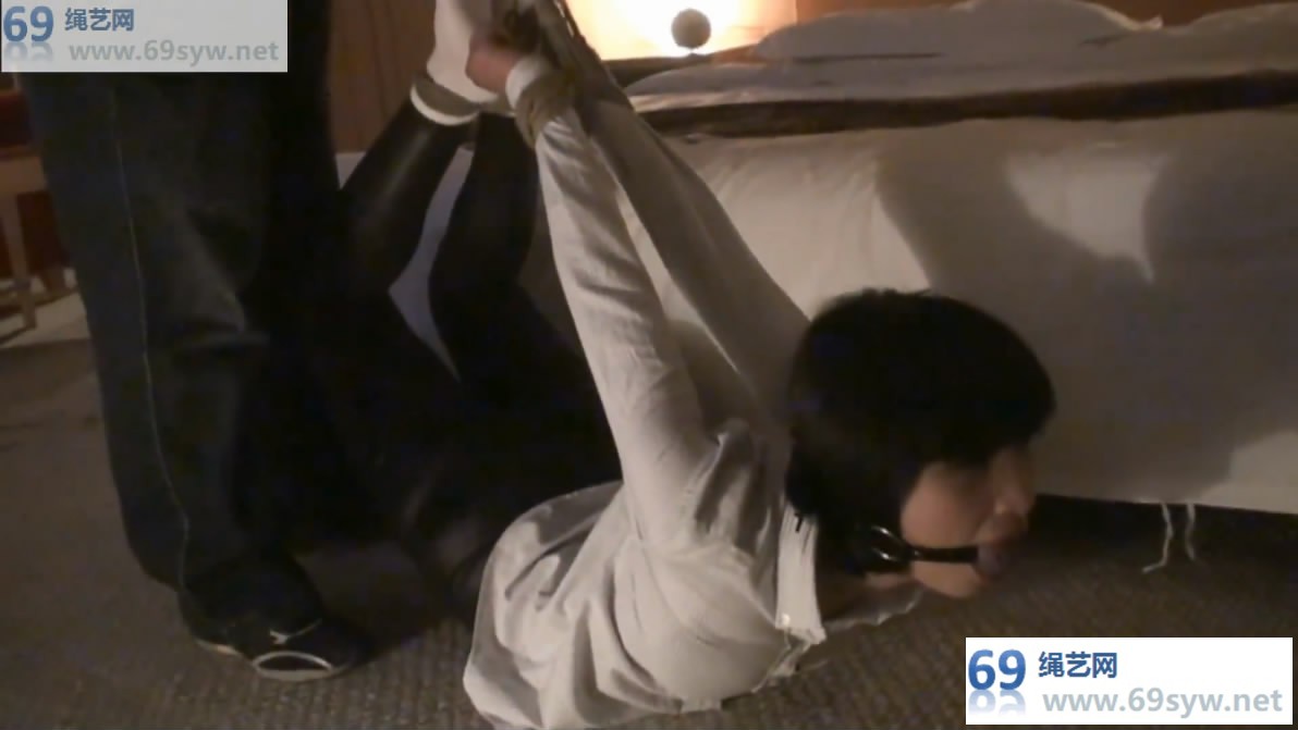 压缩包 逍遥真实T教 艺校的绳奴隶2,绑成各种极限姿势/89分钟 压缩包 逍遥真实T教 艺校的绳奴隶2,绑成各种极限姿势/89分钟
