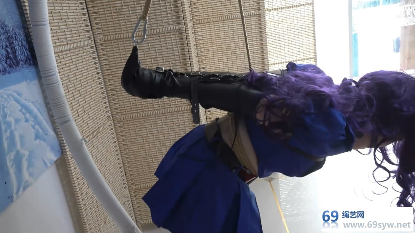 网盘【自己做主cosplay剧情】皮城女井 下 口水强制回灌 紧缚实验/22分钟
