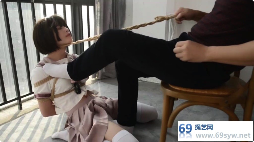 CD伪娘 鹿角与猫爪_捆绑起来的爪爪 木夹虐颜/21分钟