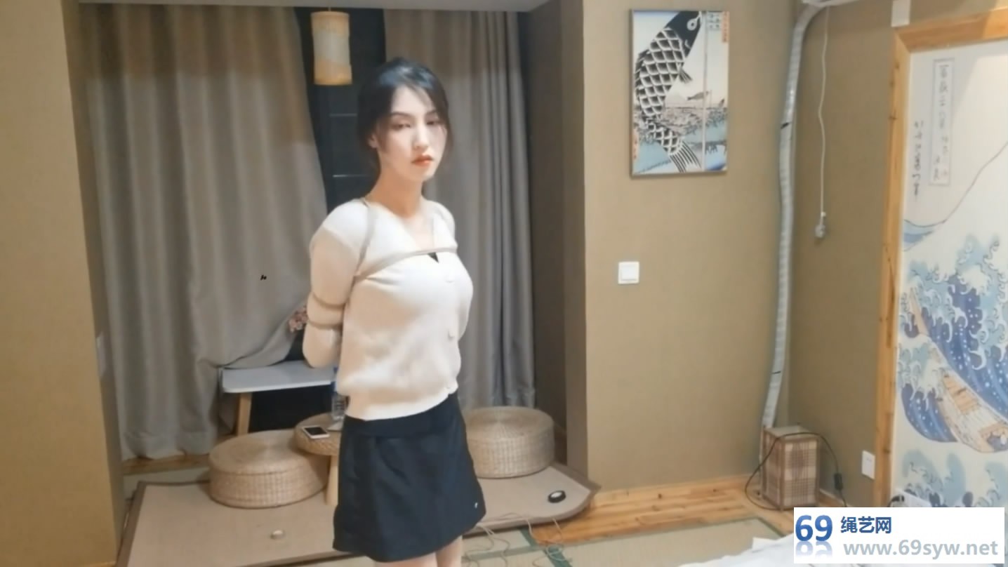  真美女！奥特曼也很酷：新模 莞尔极限后手观音驷马口球_/63分钟