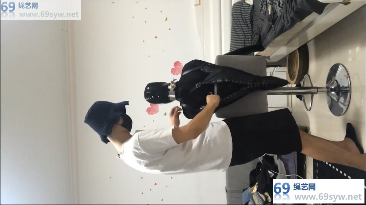  jori莉珍藏直播录像 ZENTAI 乳胶+金属项圈贞操带+封入真空袋/44分钟