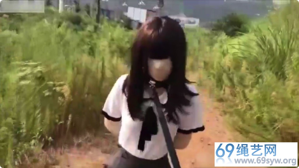 网盘【FXX-03】凡小晓外出zentai 全包束缚，户外放置/22分钟