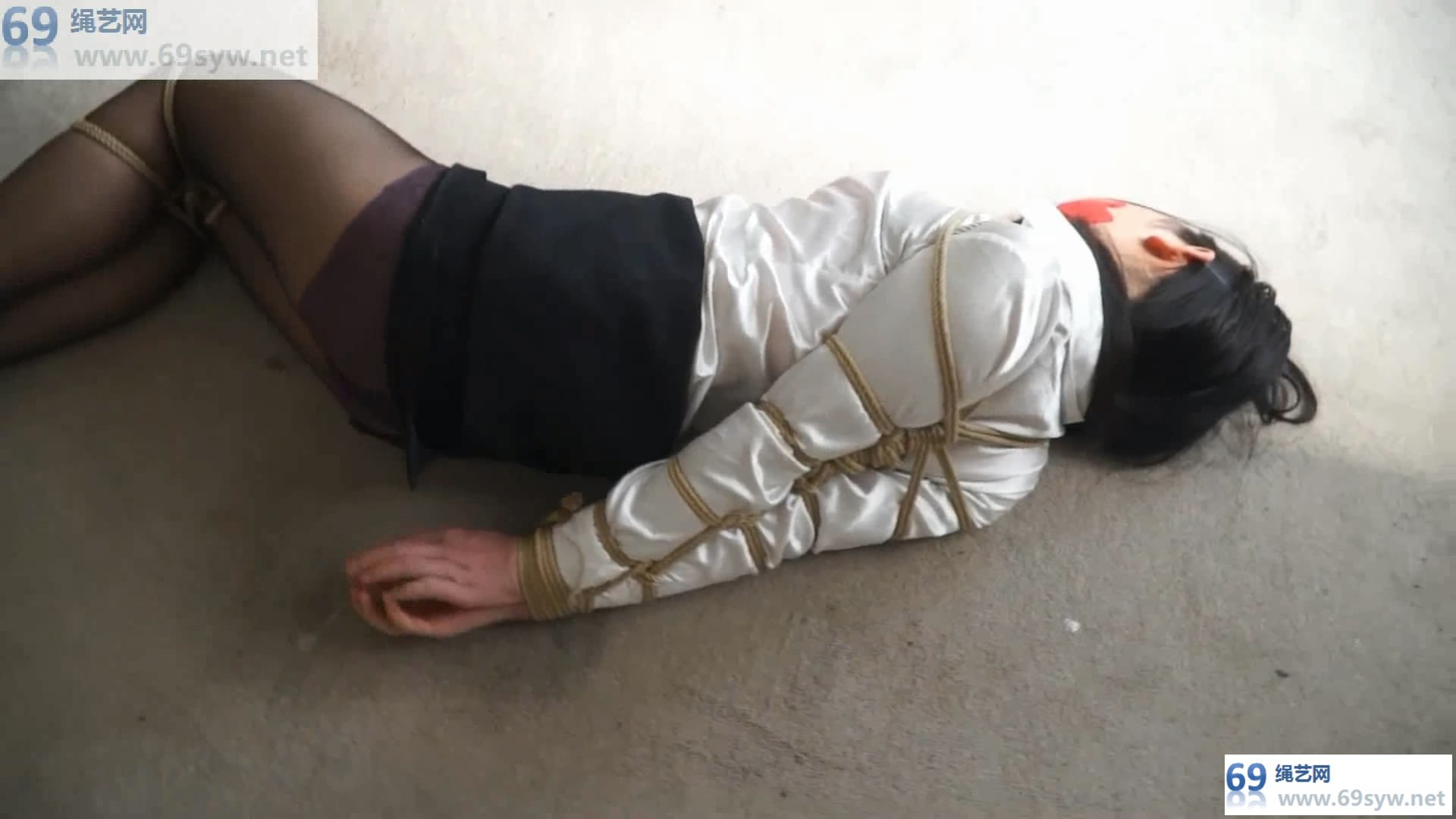 逍遥剧情 林丹丹 面试惊魂 丝袜塞嘴 旋转架固定罚跪/57分钟