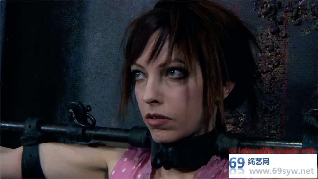 Emily Marilyn 虐足片 footgirl 纯净版 裹足，小号超高跟 虐颜/15分钟