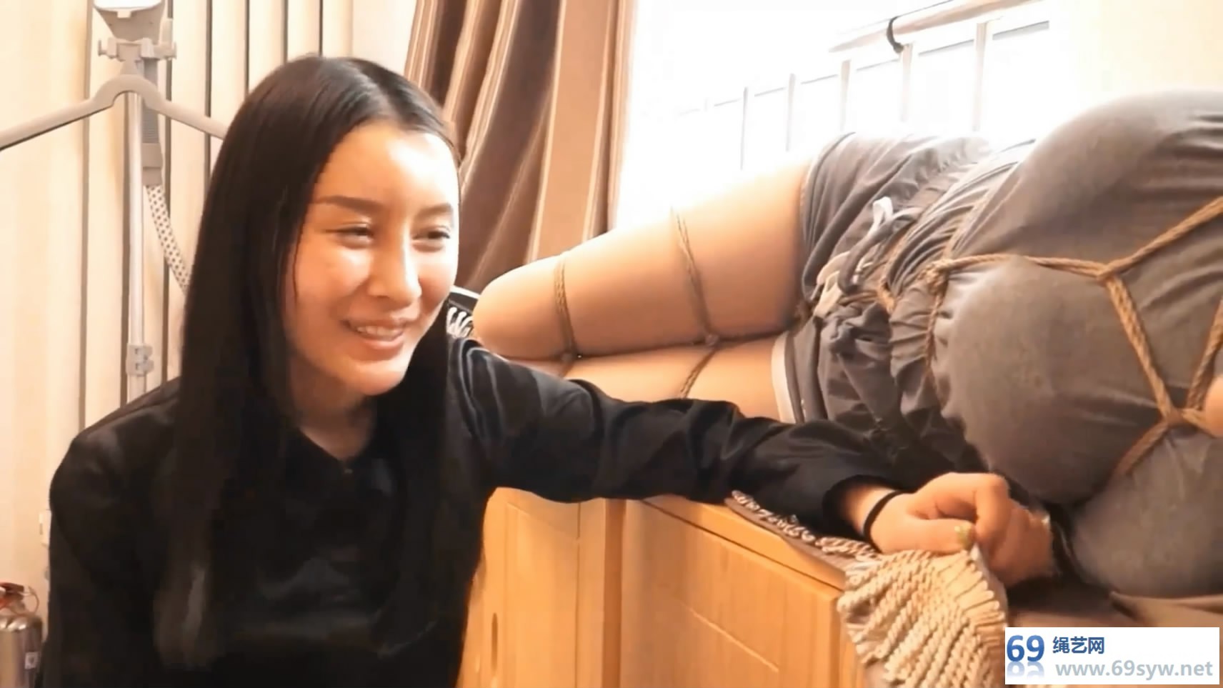 网盘 逍遥剧情 天使与恶魔 佟娅杜洋 上集 /26分钟 网盘 逍遥剧情 天使与恶魔 佟娅杜洋 上集 /26分钟