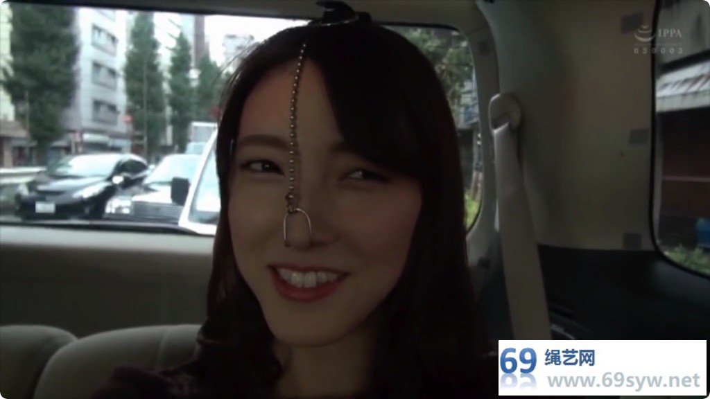 美女羞耻play 鼻勾出街 饭冈加奈子/60分钟