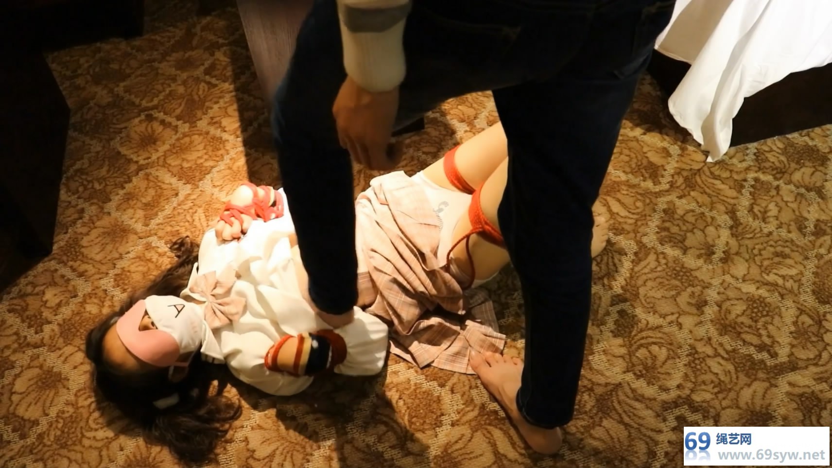 【咕咕精原创】稚犬 双马尾萝莉 训犬 k9 爬行 /57分钟
