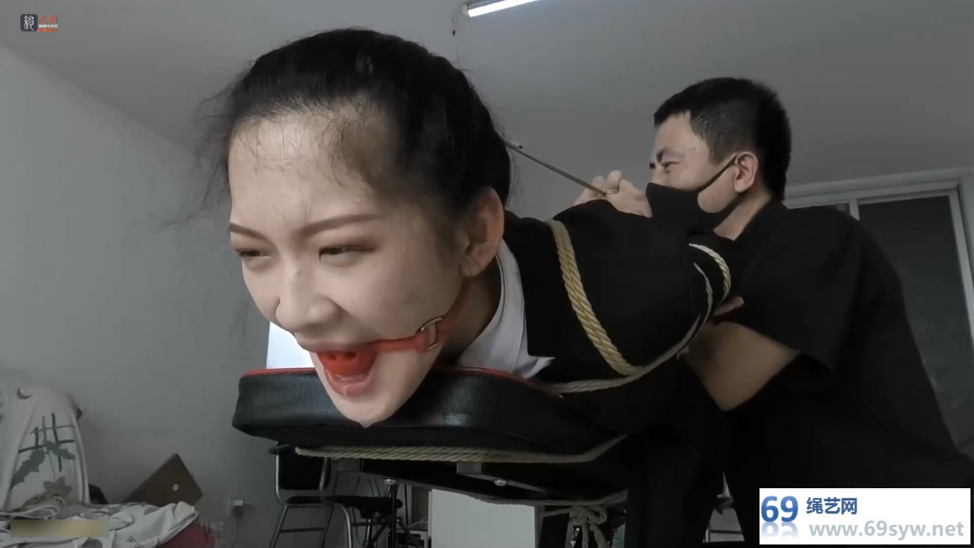  绳之韵_梓若告别篇 OL制服捆绑游戏 上/63分钟