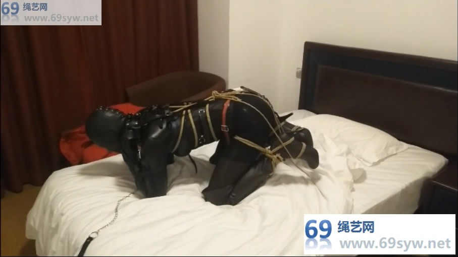  曼陀罗工作室_全包自虐被尾随的后果 /54分钟