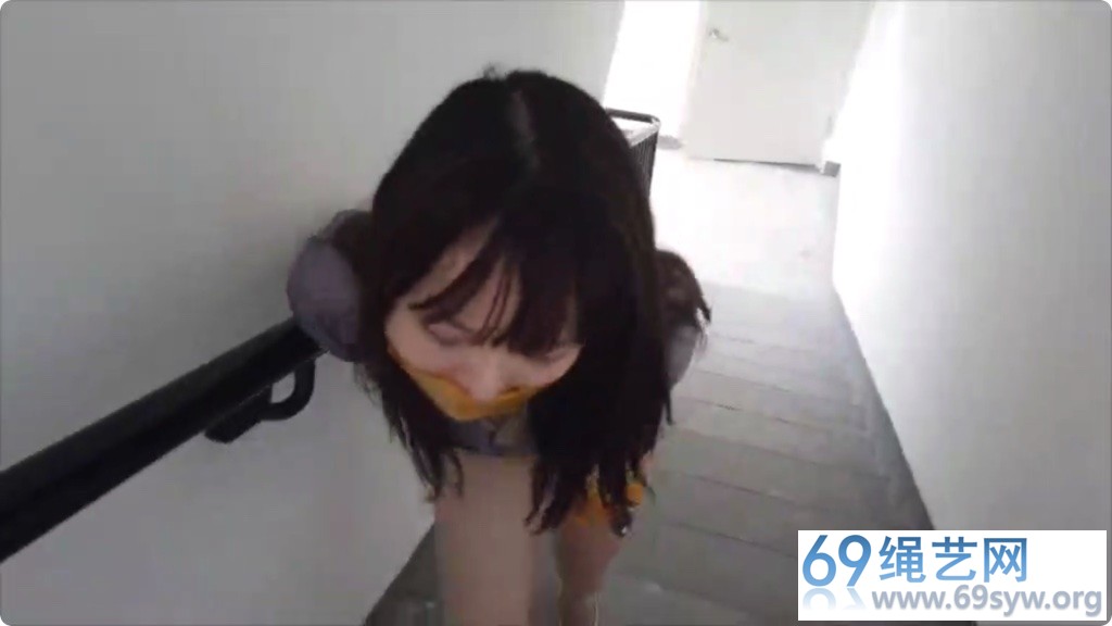 心悦剧情 筱筱 直播事故 羞耻直播 股绳 肉丝黑丝 户外被抓/42分钟